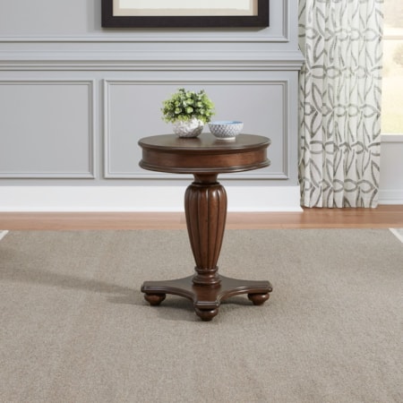 20" Round End Table with Reeded Pedestal