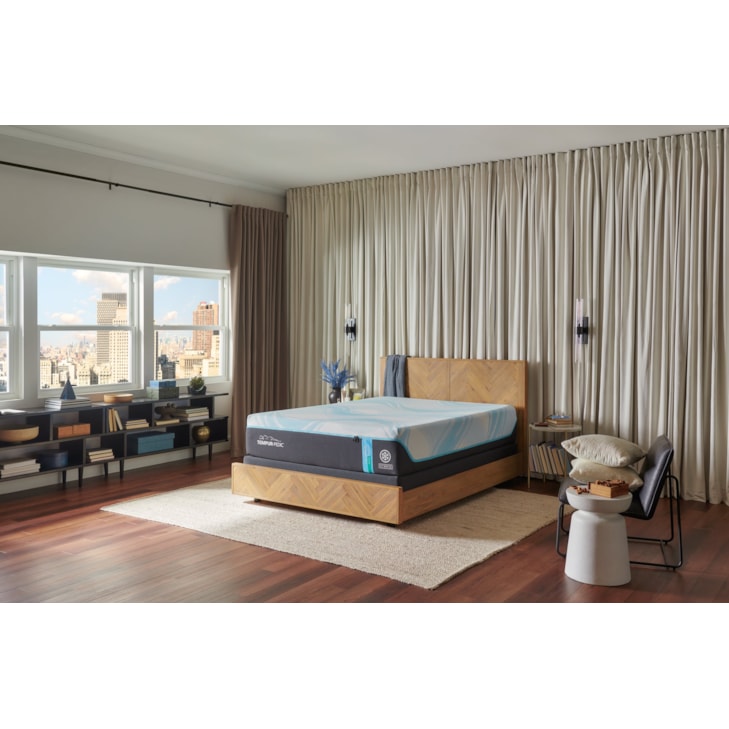 Tempur-Pedic® Tempur-LuxeBreeze® 2.0 Med Hybrid Tempur-LuxeBreeze® Medium Hybrid Twin XL