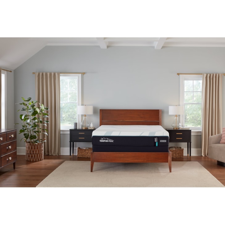 Tempur-Pedic® TEMPUR-Adapt® 2.0 Medium Hybrid TEMPUR-Adapt® Medium Hybrid Queen